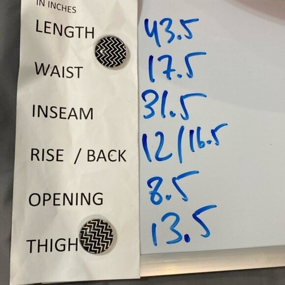 Calvin Klein Relax Fit Jeans size 34 - Picture 12 of 12